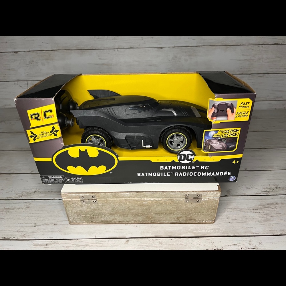Batman Remote Control Batmobile - Picture 2 of 4